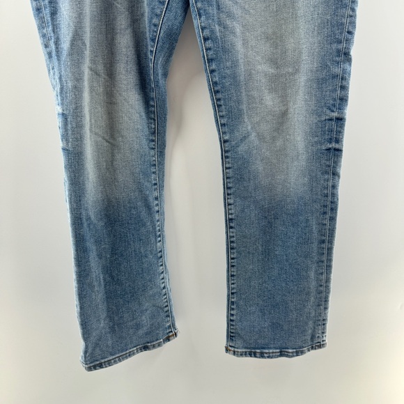 Aeropostale Men’s Athletic Straight Jeans – Medium Wash, Size 31x32 - Picture 7 of 8